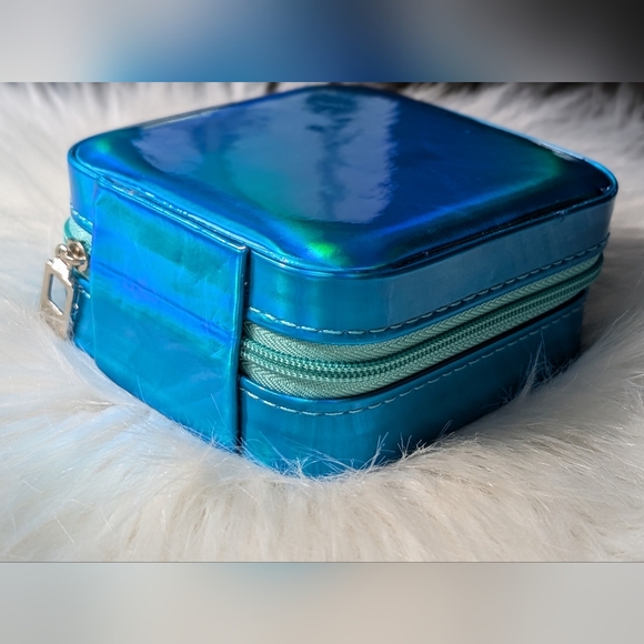 🆕 📢 Just In....Portable Jewelry Box For Travel - Picture 8 of 9